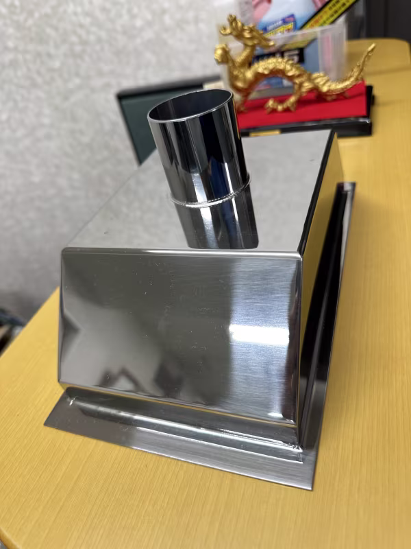 精密板金加工で部品加工