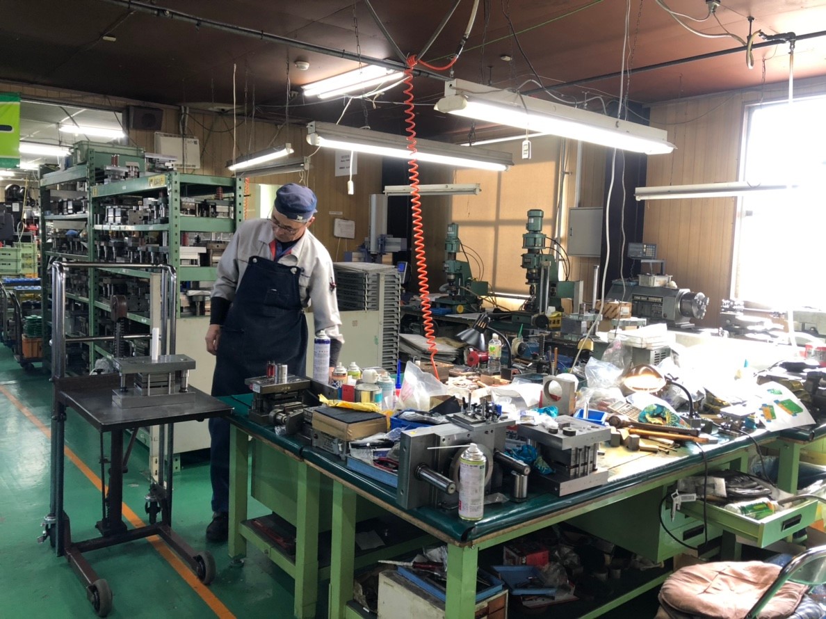 有限型