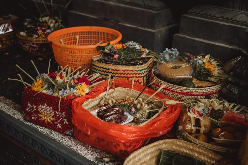 The Spiritual Artistry of Canang Sari A Reflection of Bali Cultural Depth