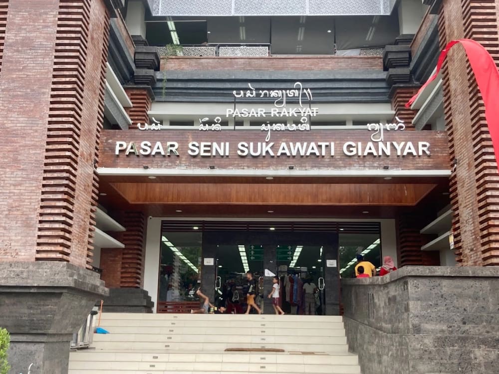 Discover the Vibrant Charm of Sukawati Bali Market