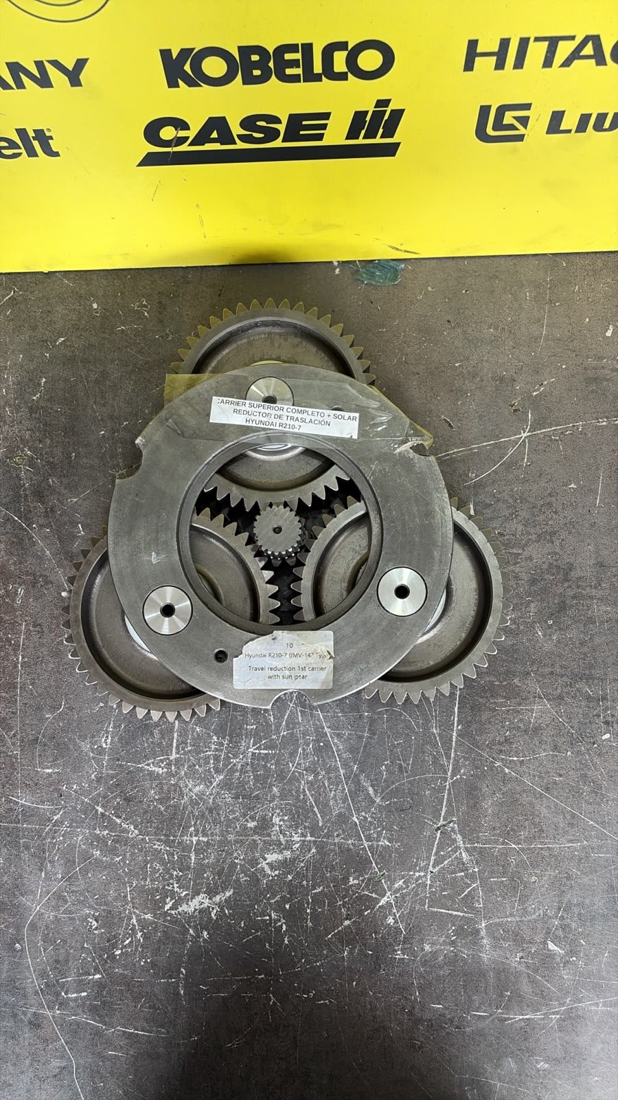 Carrier Superior (Externo) Completo Reductor Traslacion Hyundai R210-7, foto 6