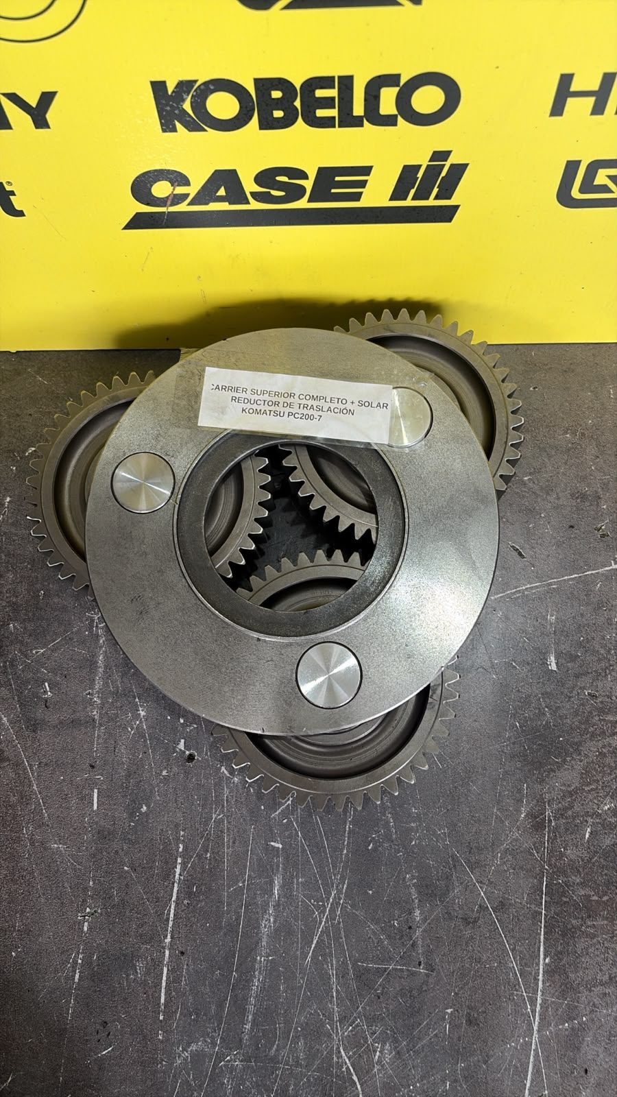 Carrier Superior (Externo) Completo Reductor De Traslacion Komatsu PC200-7