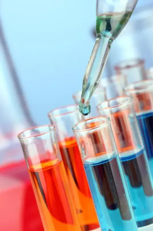 Laboratory research and testing representing Duori clinical research, ingredient validation and science-backed formulation