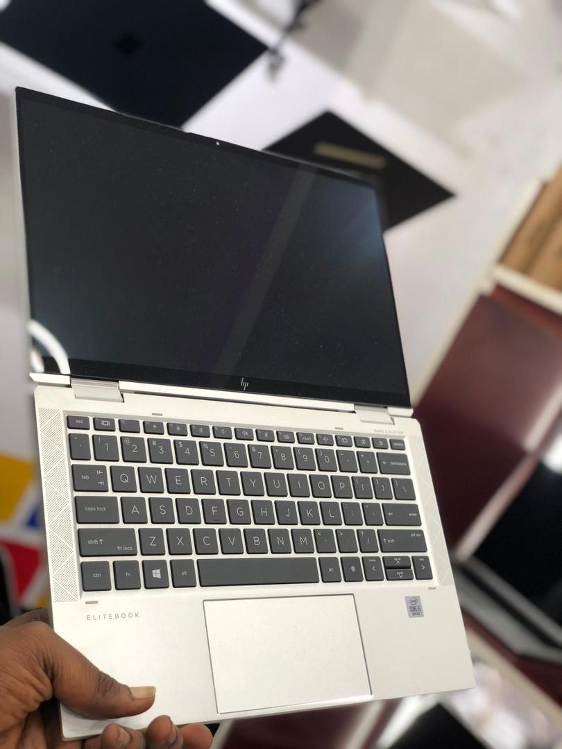 HP ELITEBOOK 1040 G7 CORE i7 * 10TH GENERATION * TOUCHSCREEN * x360° CONVERTIBLE