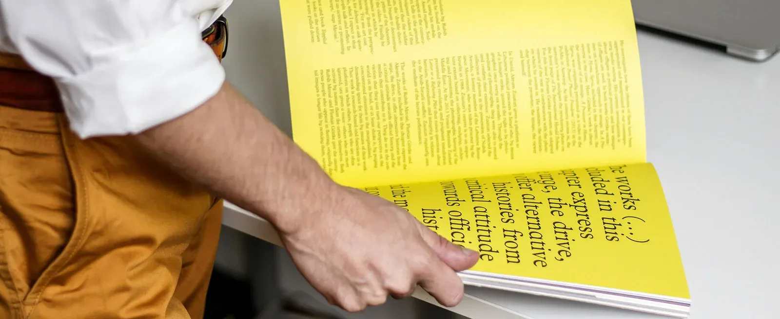 L’importance du print dans un monde digital : pourquoi les supports imprimés restent incontournables