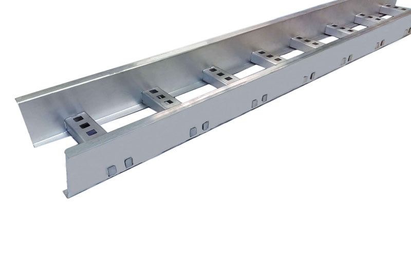 CH-CHEZ314P9X12AK - CHEZ314P9X12AK ESCALERA DE ALUMINIO PERFIL Z PERALTE 3 1/4" PASO 9" ANCHO 12" INCLUYE COPLE Y TORNILLERIA