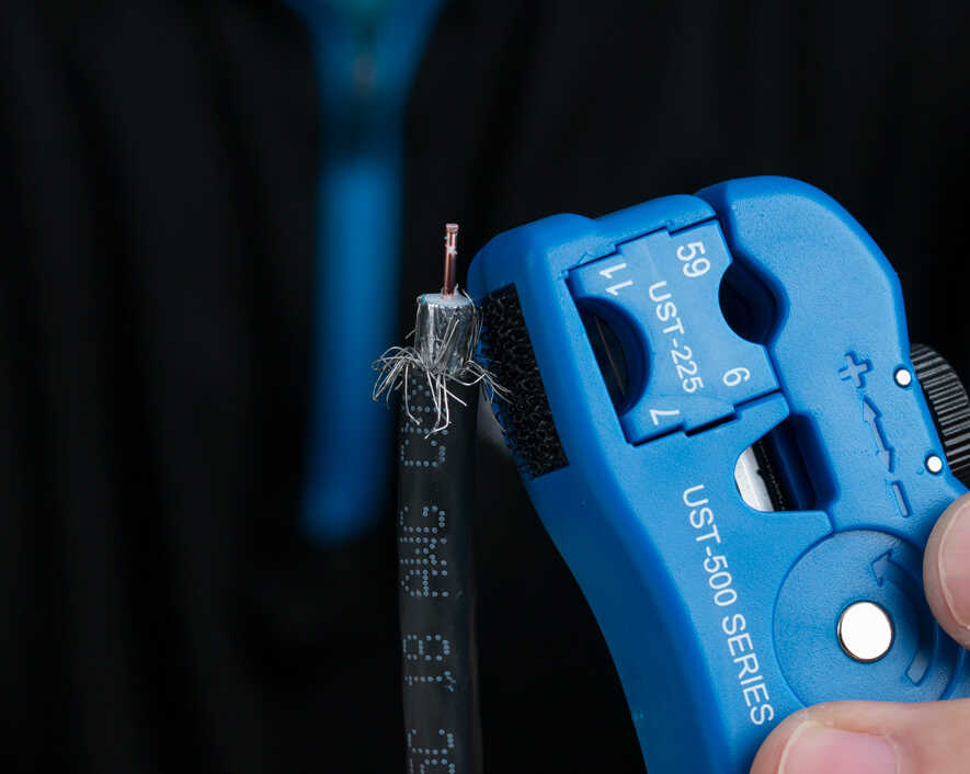 JO-UST-525 - UST-525 HERRAMIENTA PELADORA DE CABLE RG6, R7, RG11, RG59, CON TOPE, JONARD