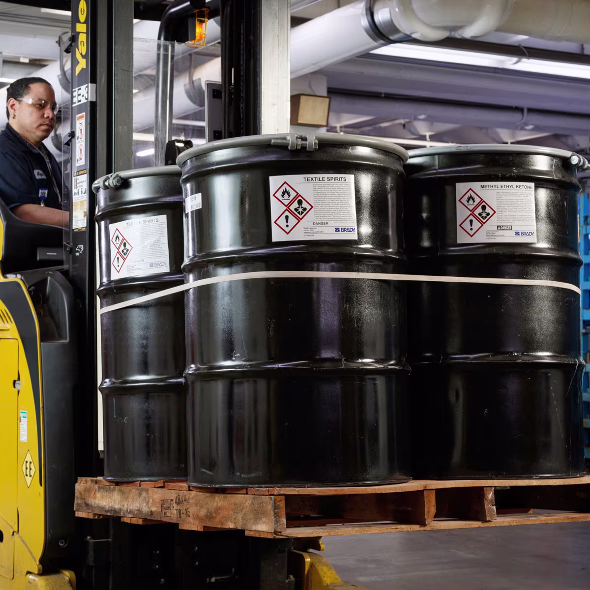 J50C-6000-2585 Etiqueta contínua polipropileno uso marino BS 5609 para BradyJet J4000 6" x 100´