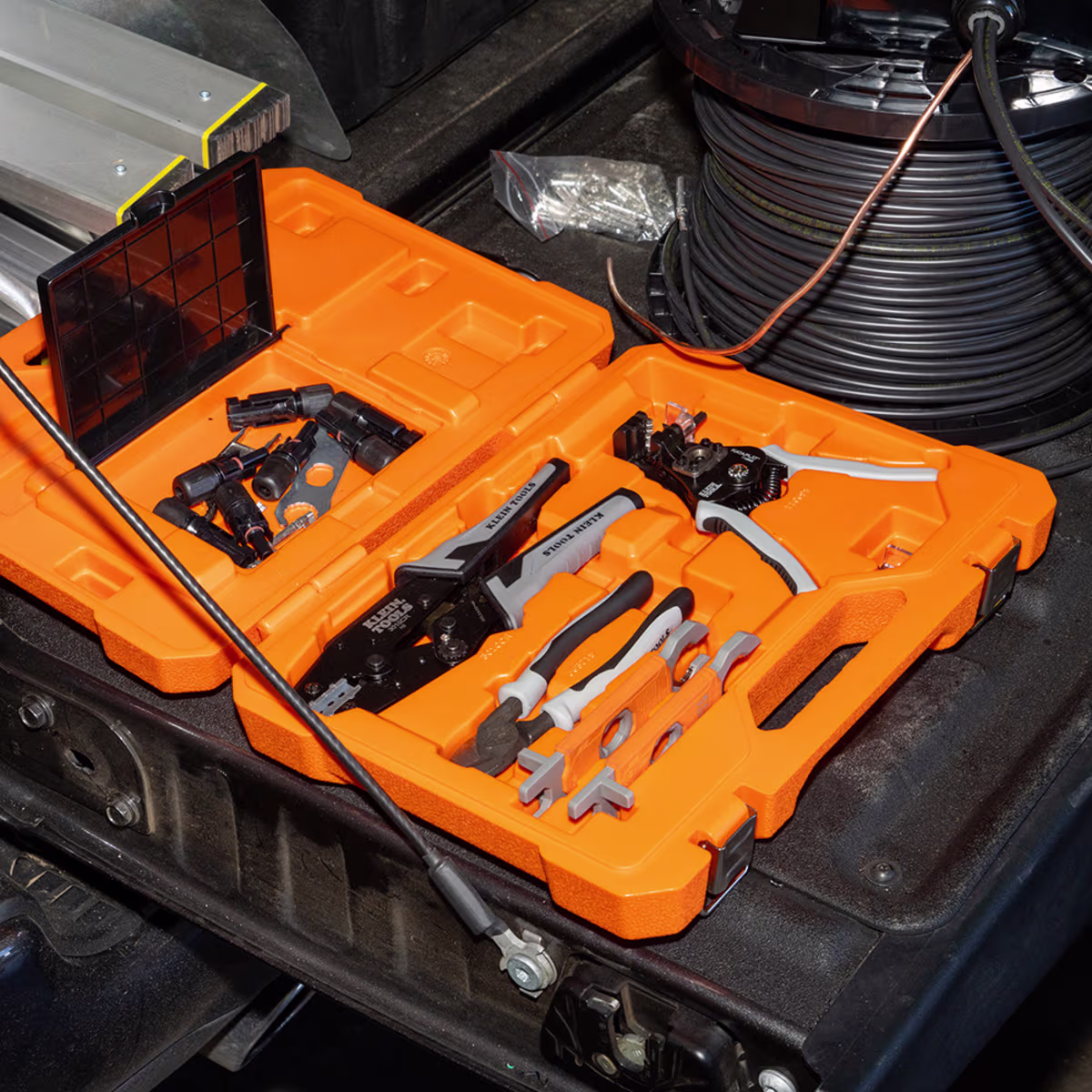 92919S Juego de herramientas solares para conexión fotovoltaica de 6 piezas, KLEIN TOOLS