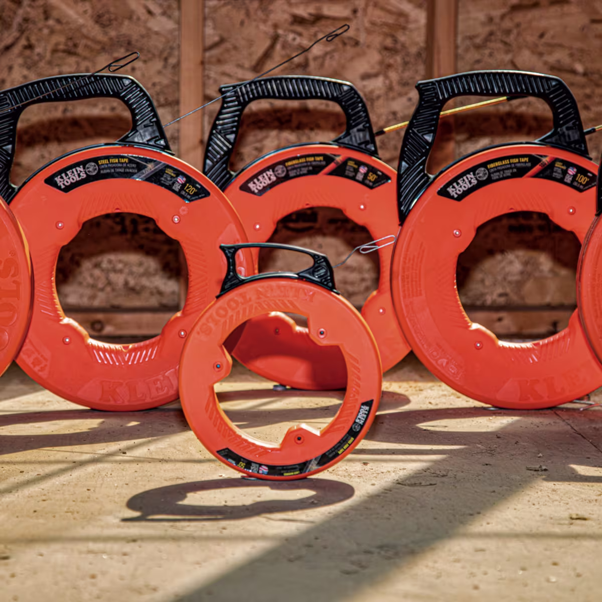 56331 HERRAMIENTA GUÍA ACERADA 1/8" X 50 PIES CON CAPARAZÓN