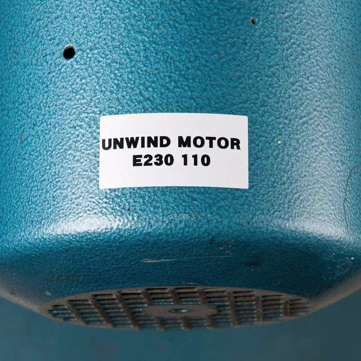 M7C-500-483 Cinta de etiquetas multiusos de poliéster con adhesivo ultra agresivo para impresoras M6 M7 - 0.5"