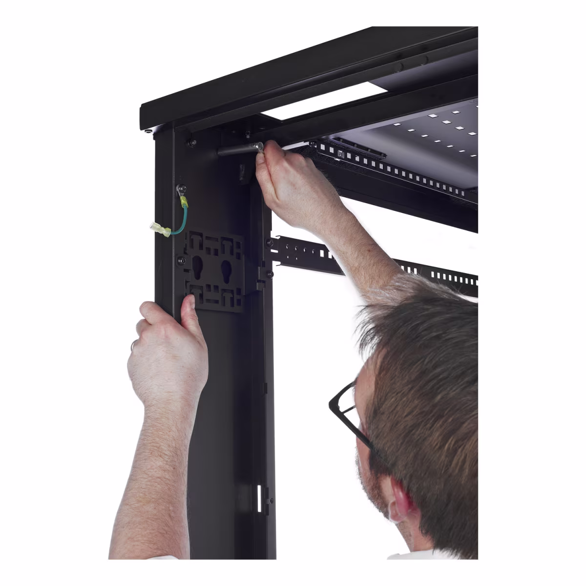 AR2400FP1 GABINETE DE PISO NETSHELTER SV 42U 600mm X 1060mm 2 PUERTAS (DESARMADO) APC