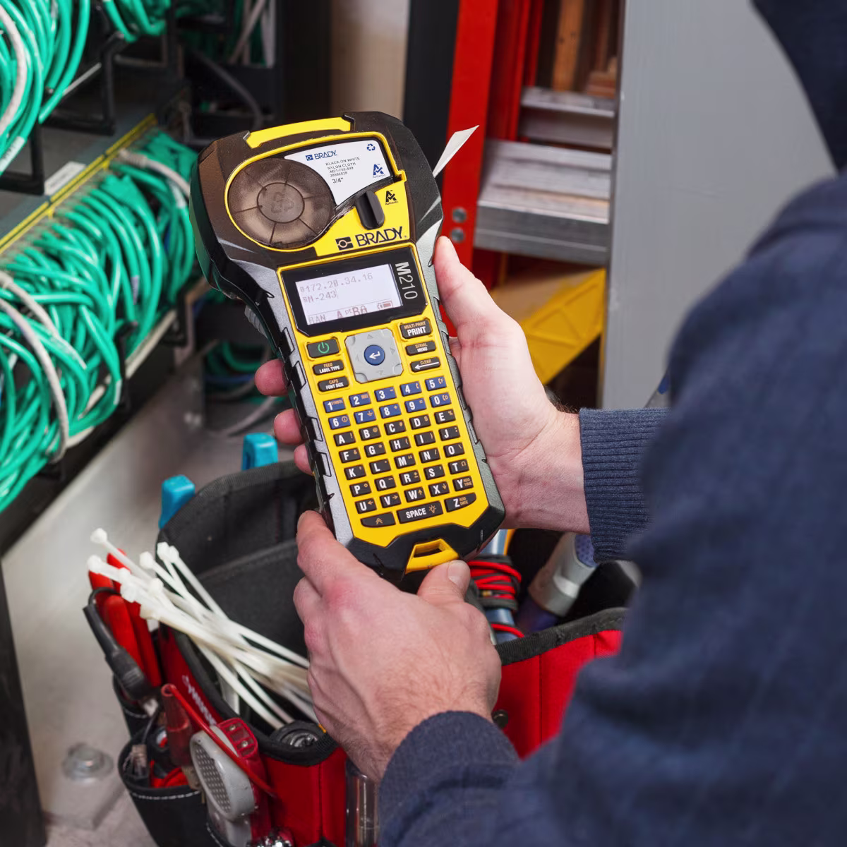 M210-KIT KIT IMPRESORA DE ETIQUETAS M210 CON ACCESORIOS BRADY