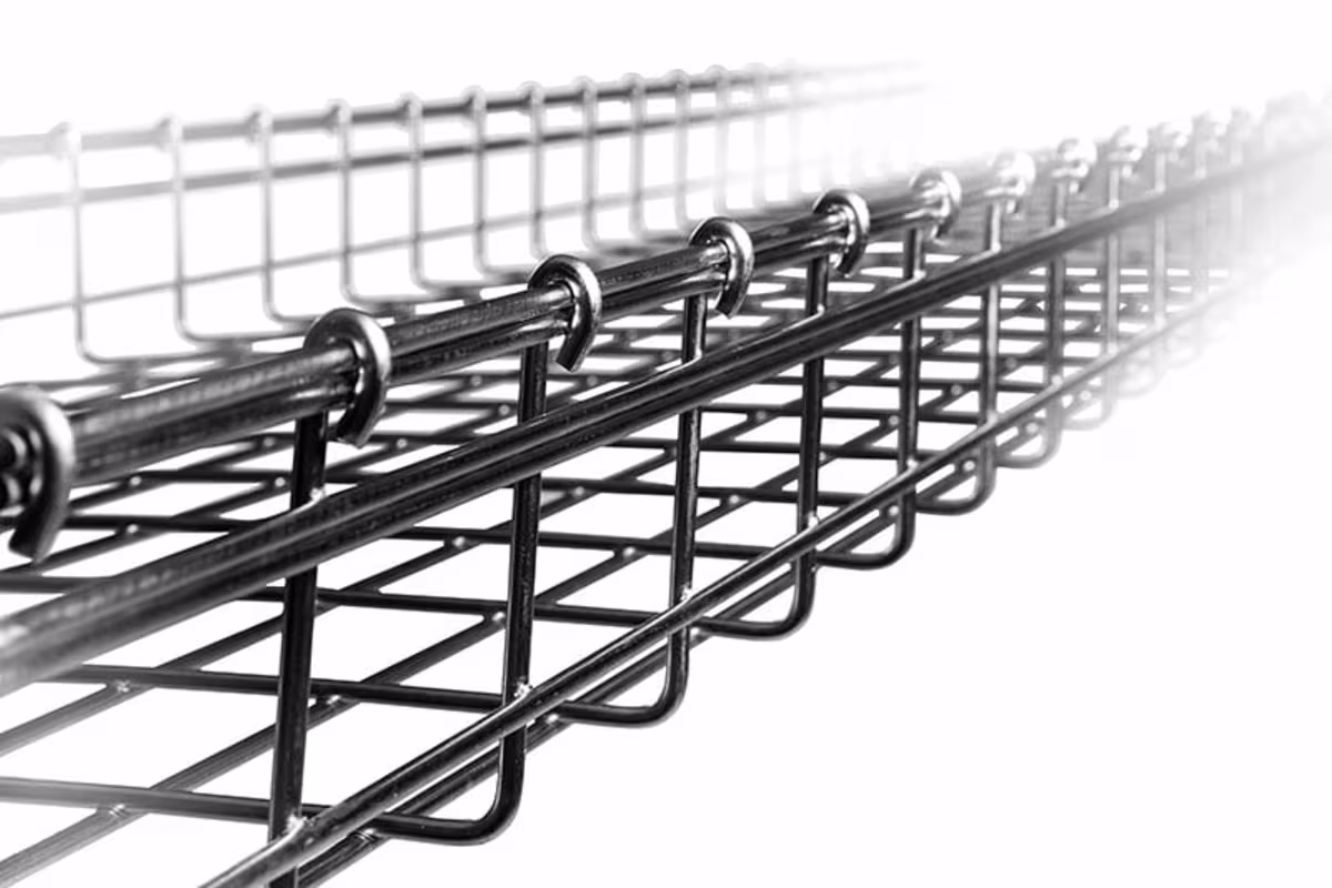 105-500GAC BANDEJA CHAROFIL DE 4X20 PULG. ACABADO EN GC (GALVANIZADO EN CALIENTE)