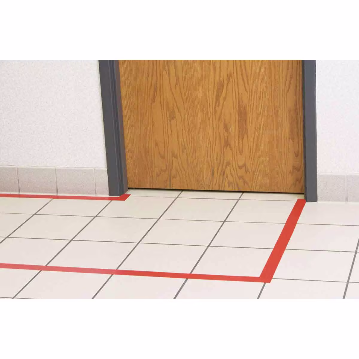 58200 ROLLO DE CINTA VINYL PARA PISO 2inW x 1008ftL AMARILLA BRADY