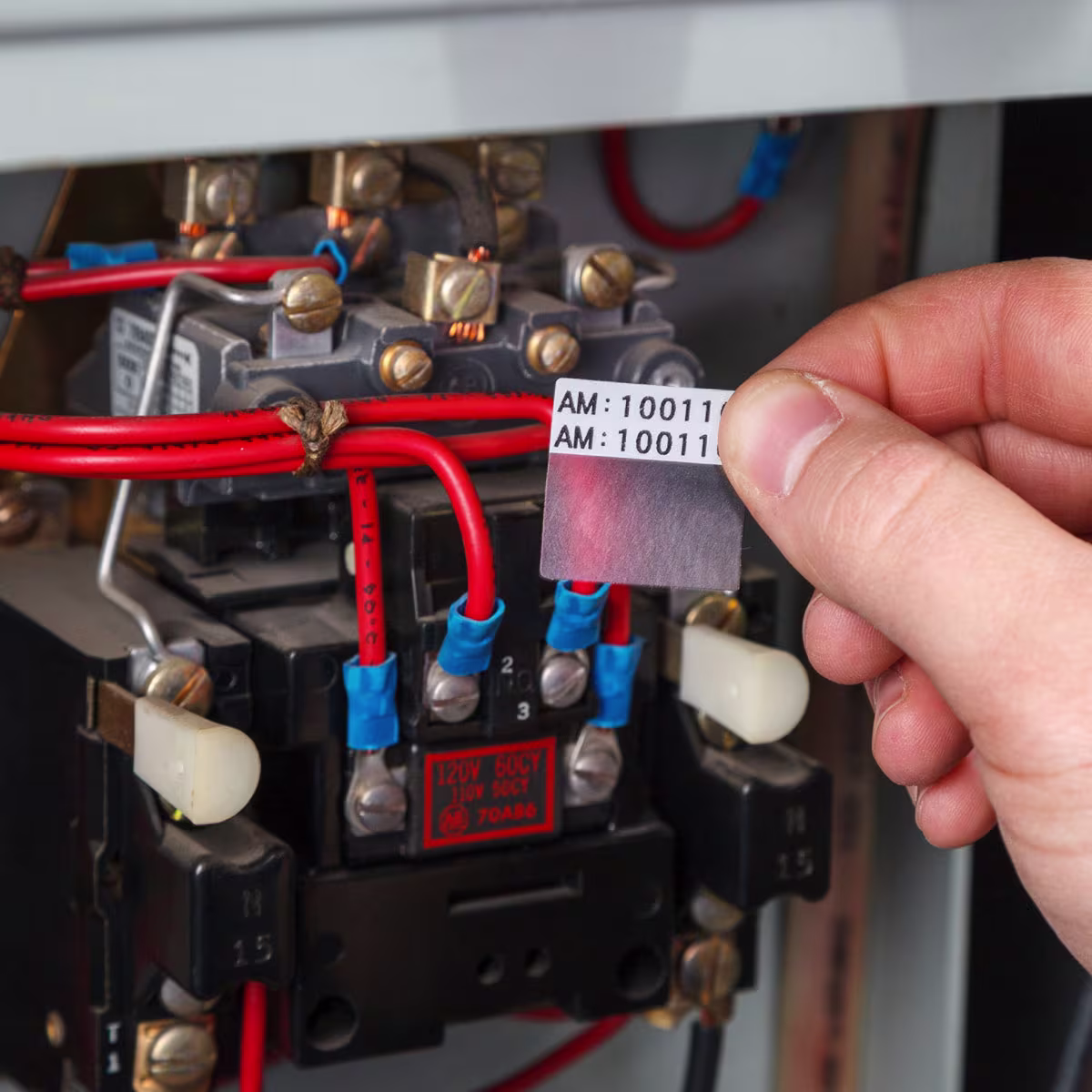 BM-11-427 Paquete de etiquetas envolventes autolaminables de vinilo para cables, a granel, para impresoras M6 M7 0.75" x 0.5" de 5,000 etiquetas