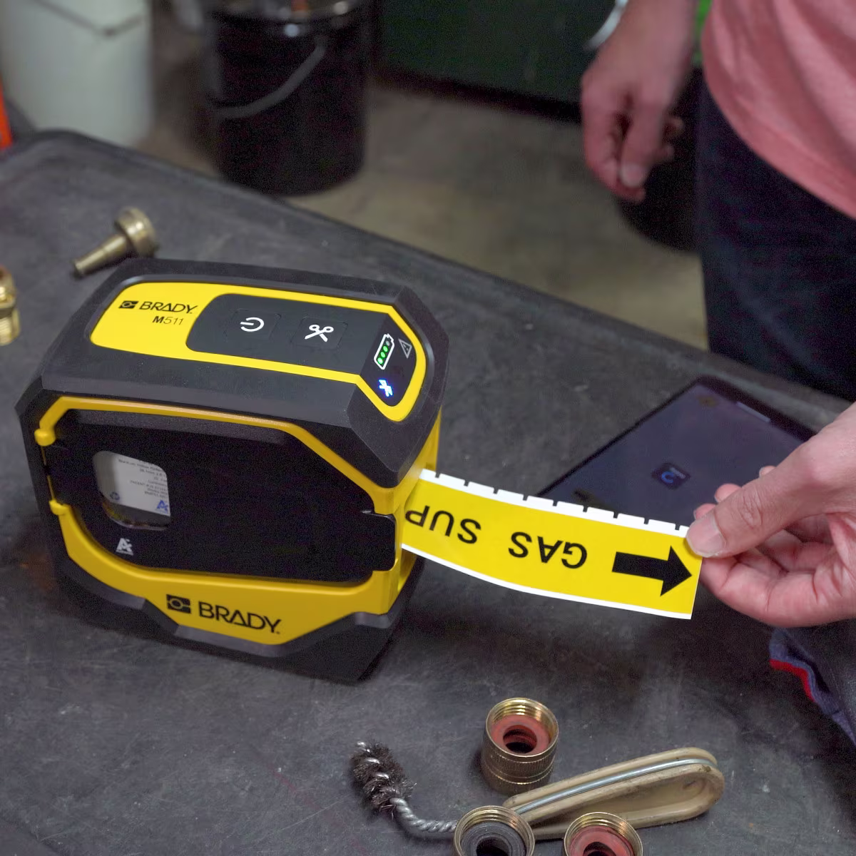 M511-KIT IMPRESORA DE ETIQUETAS PORTÁTIL M511 CON BLUETOOTH CON KIT DE ACCESORIOS