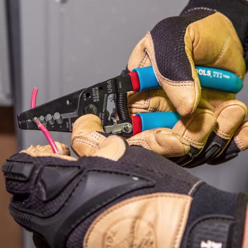 11053 HERRAMIENTA PELADOR-CORTADOR PARA CABLES 6-12 AWG