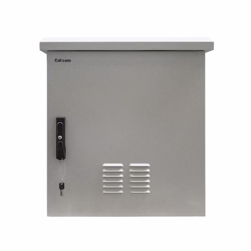 SMBE6512-EXT  GABINETE 12RU C/SISTEMA DE VENTILACIÓN, ACCESORIOS P/FIJACIÓN EN PARED Y POSTE, IP65 PARA EXTERIOR, CATCOM