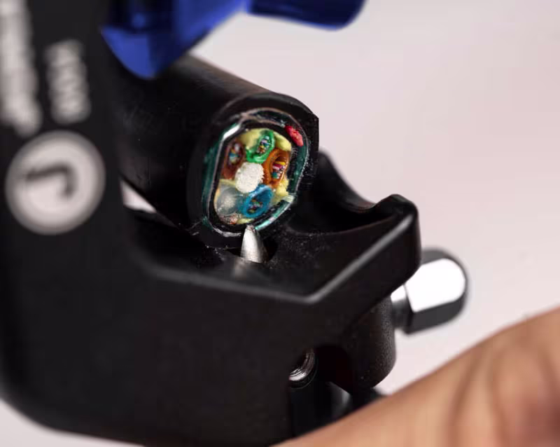 AST-200RB Cuchilla de repuesto para AST-200 CableSaber� (paquete de 2)