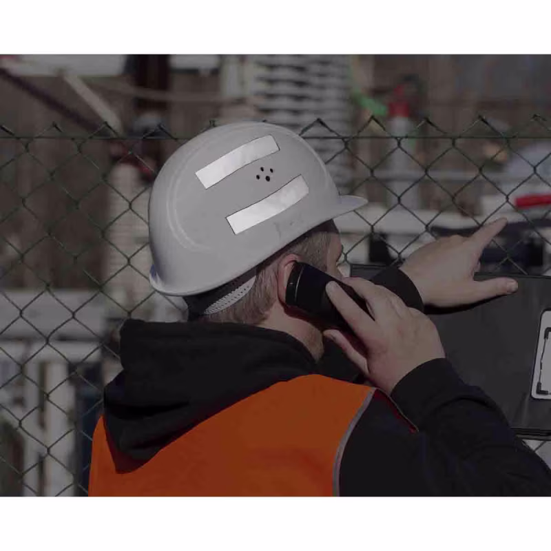 B30C-4000-584-SL ETIQUETA CONTINUA RETROREFLECTIVA 4inW x 50ftL PLATA BRADY