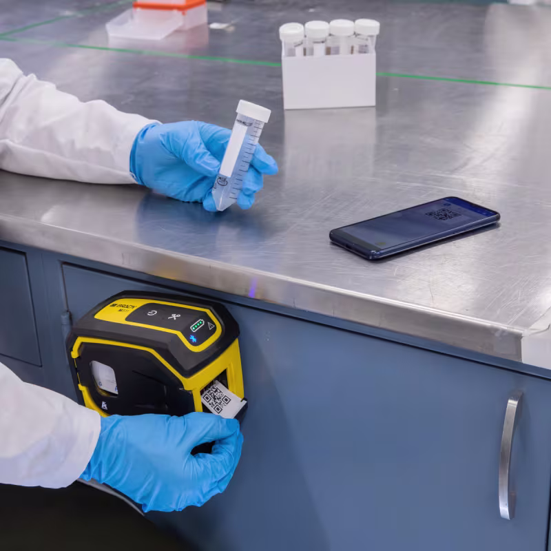 M511-KIT IMPRESORA DE ETIQUETAS PORTÁTIL M511 CON BLUETOOTH CON KIT DE ACCESORIOS