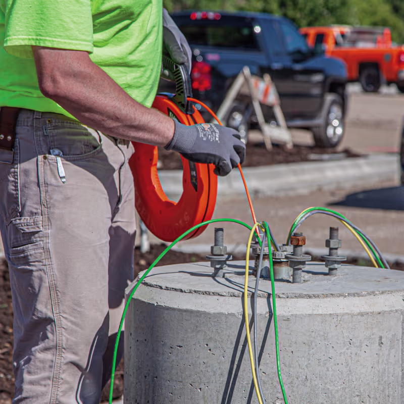 56351 HERRAMIENTA GUÍA DE FIBRA DE VIDRIO CON PUNTA ESPIRAL DE ACERO 100FT