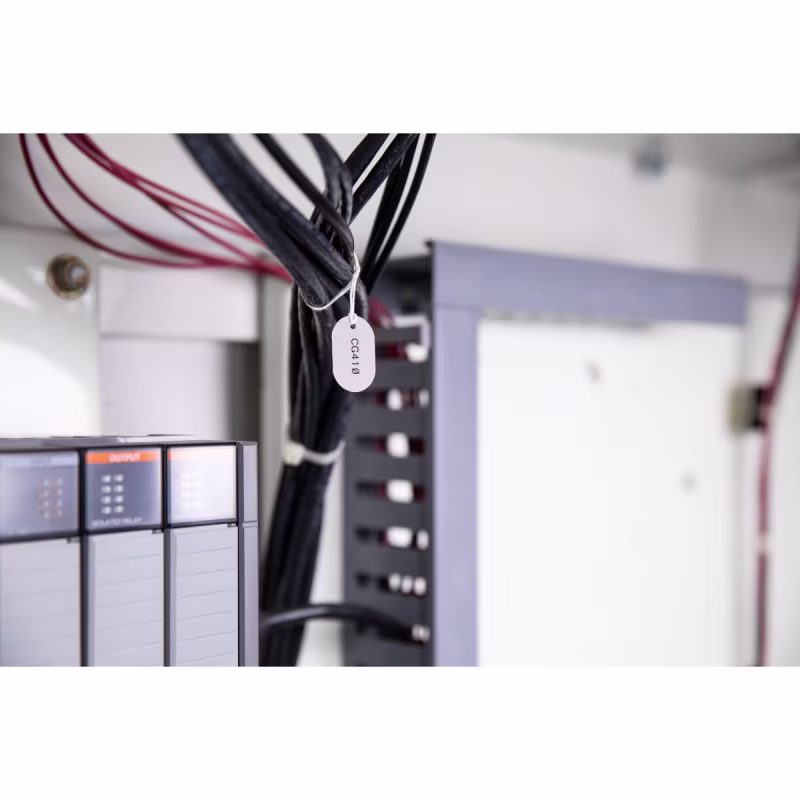 M-111-145FR-GY CARTUCHO DE ETIQUETA POLIETILENO 0.75inH x 1.206 inW NEGRO S/GRIS BRADY