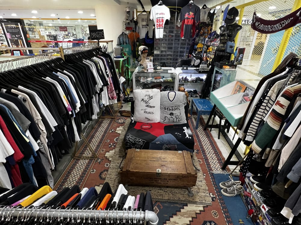 Rare clothing discount