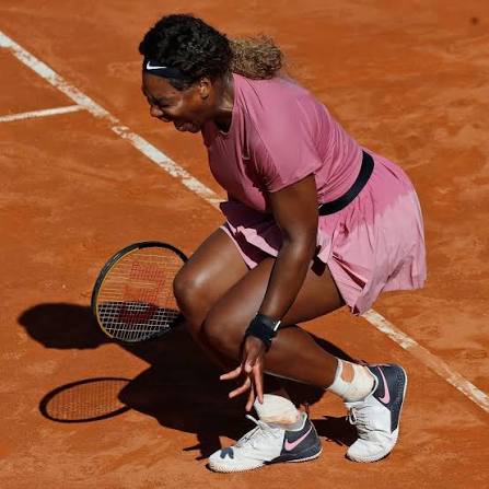 Serena Williams at Emilia-Romagna Open 2021 Round 1 — pink and black Nike outfit