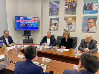 Лариса Тутова: Государственный заказ поможет ускорить создание инфраструктуры для занятий плаванием