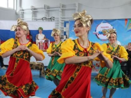 Фестиваль «Народное достояние» в Зверево