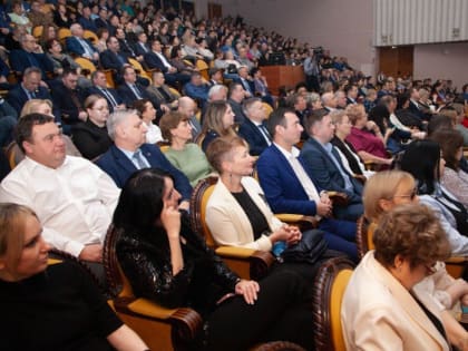 Волгодонск-2025: праздничный концерт, итоги и планы на встрече с Юрием Мариненко