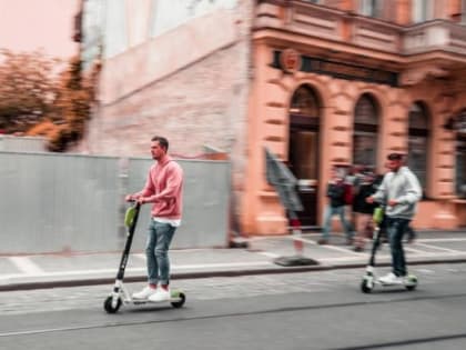 Кикшеринг электросамокатов пригрозил своим клиентам-ростовчанам штрафами до 150 тыс. рублей