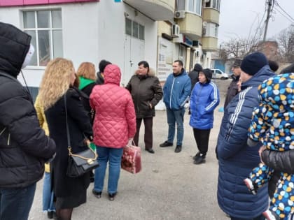 «Единая Россия» провела встречу с жителями многоквартирных домов в Пролетарском районе Ростова