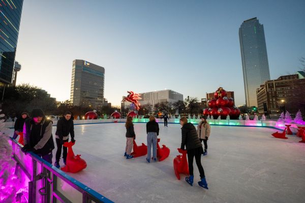 Outdoor Ice Skating Rinks | Industrial Frigo Ice USA | Ice & Snow Rides Manufacturer