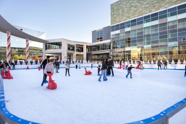 Portable Ice Skating Rinks for Rent | Industrial Frigo Ice USA | Ice & Snow Rides Manufacturer