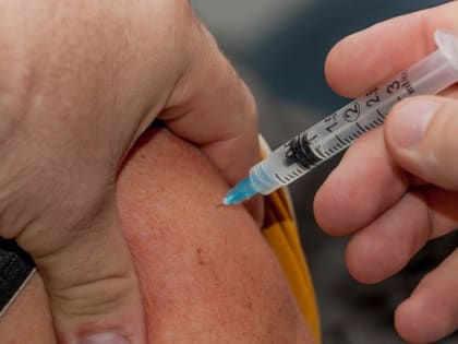 Из-за вспышек кори специалисты призывают ставить прививки