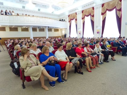 Еще одна награда. Максим Курятников получил премию Законодательного Собрания области