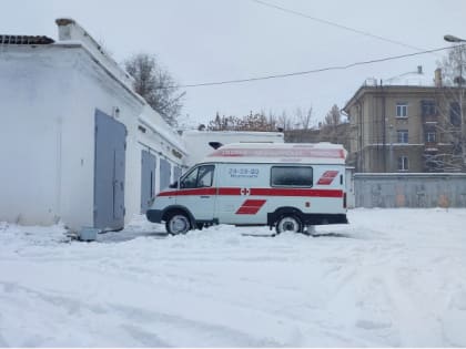 Сотрудница скорой помощи в Магнитогорске пострадала от удара пьяного пациента, которого она спасала от переохлаждения