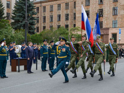 В ЮУрГУ прошел выпускной Военного учебного центра