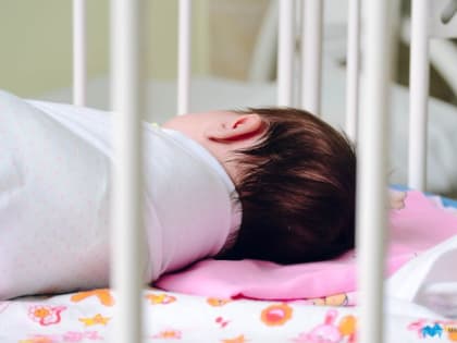 В больницу привезли малыша после процедуры обрезания крайней плоти на дому