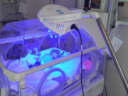 В Магнитогорске выходили малыша, весившего менее 700 г