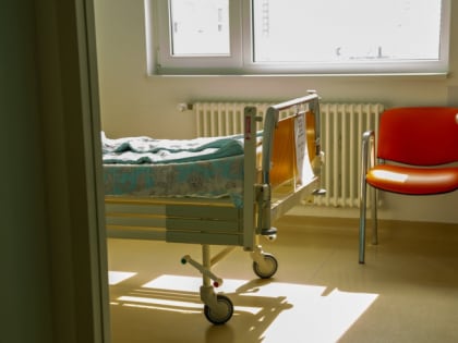 Несколько челябинцев госпитализировали с гепатитом после перекуса в кафе в центре города