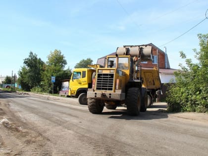 В городе продолжаются дорожные работы