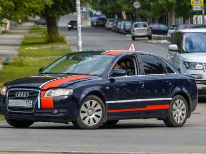 Только каждый третий южноуралец сдает на права с первого раза