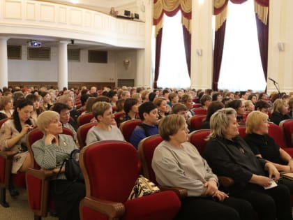 «Женское движение Единой России» обсудило Национальную стратегию действий в интересах женщин на 2023-2030 годы