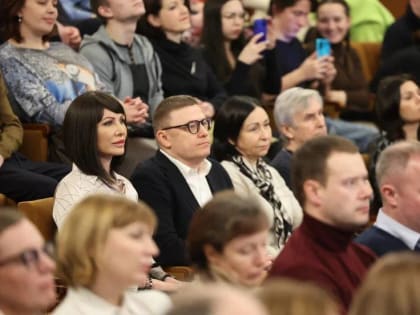 Южноуральцы первыми увидели фильм «Портной из Бруклина»,  в котором главную роль  исполнил  Сергей Пускепалис