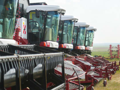 Погода подгоняет аграриев Челябинской области с посевной