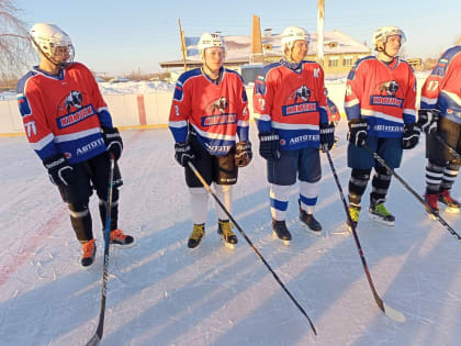 В Увельском районе прошел турнир по хоккею